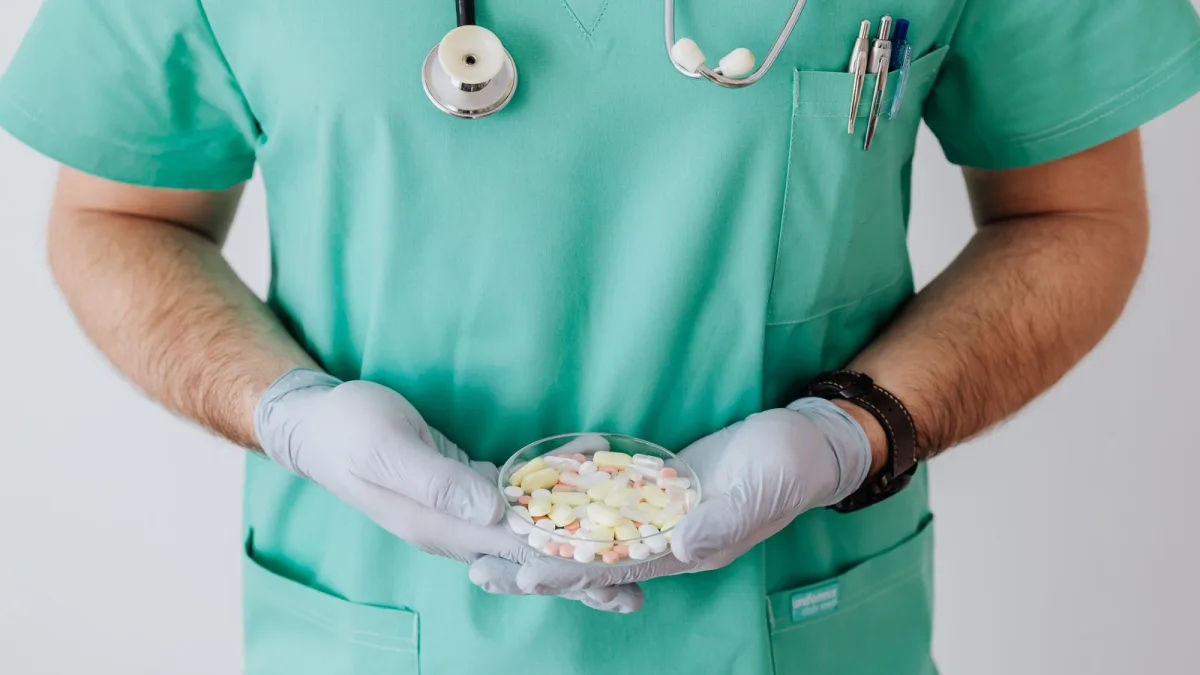 Franchises médicales : vers un plafond doublé à 200 € par an, une mesure contestée