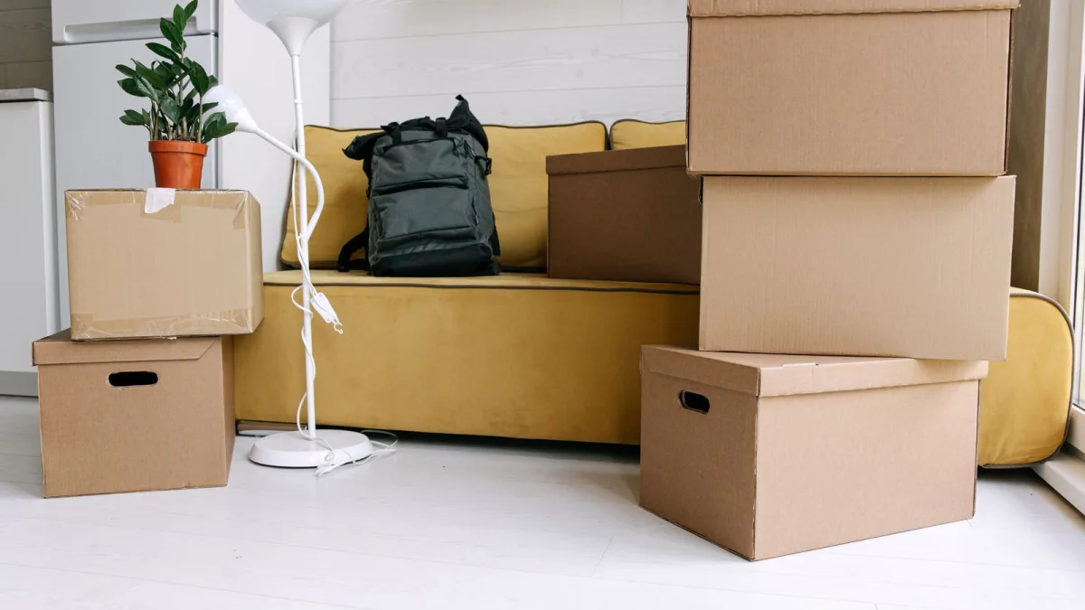 Océane, 24 ans : premier CDI, premier appartement, et des aides qui baissent au fil des mois
